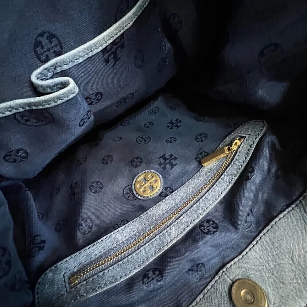 Tory Burch slip zip